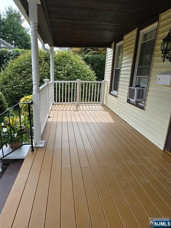 542 Doremus Ave - Photo 2 of 21