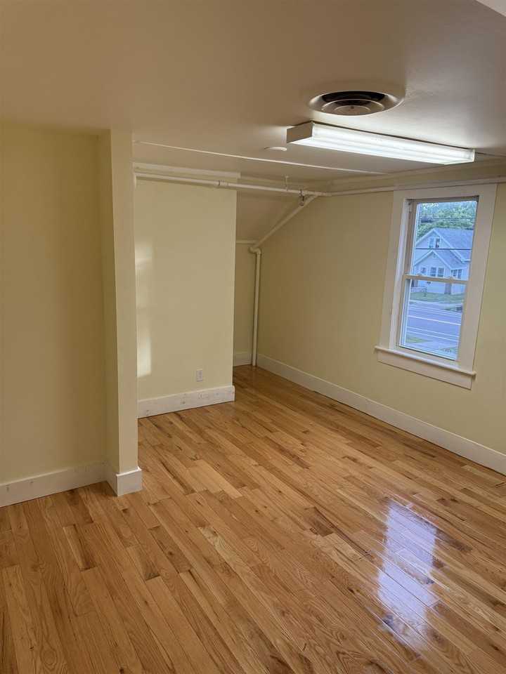 1540 North Ave - Photo 7 of 11