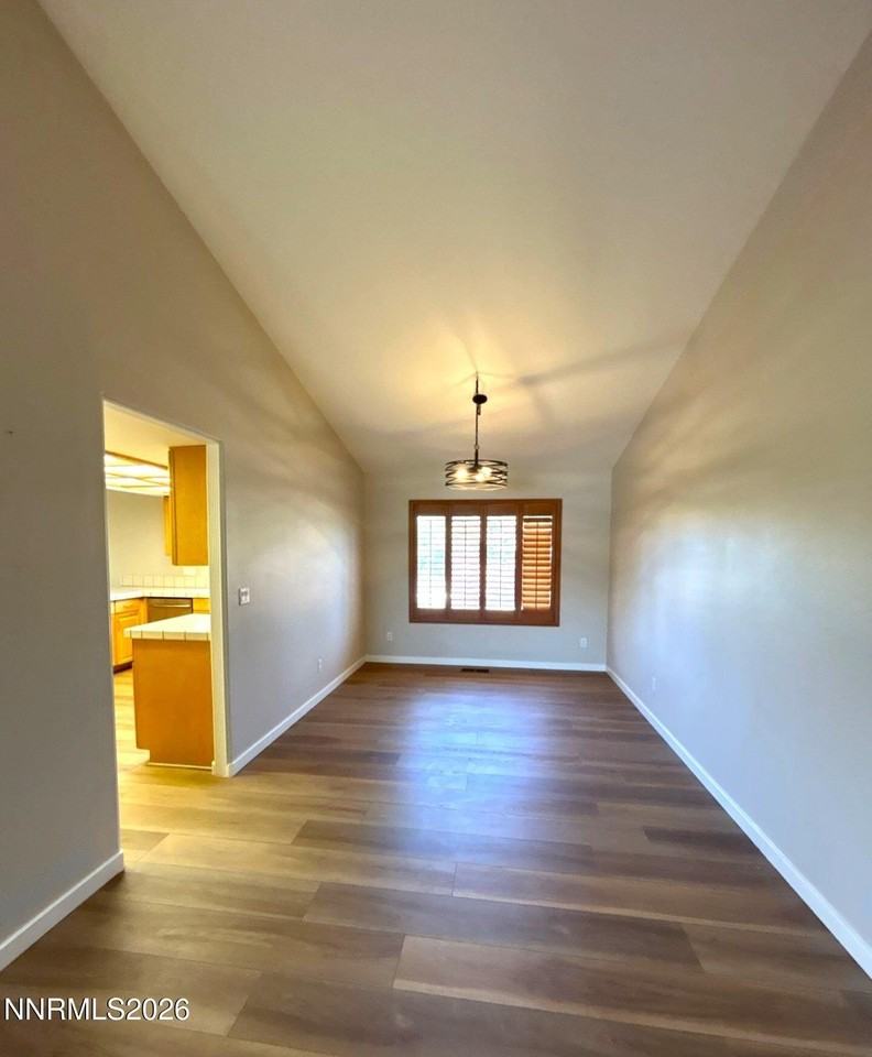 157 Cecilia Ct - Photo 5 of 28