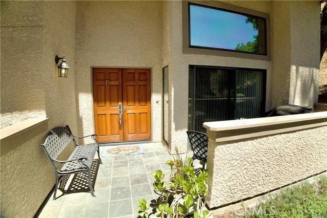 26130 Alizia Canyon Dr - Photo 2 of 8