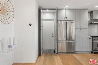 8547 Shoup Ave - Photo 6 of 8