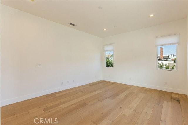 9125 Duarte Rd #1-2 - Photo 4 of 8