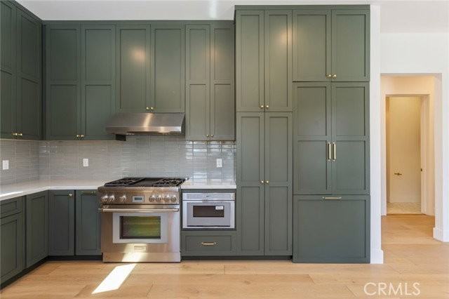 9125 Duarte Rd #1-2 - Photo 6 of 8