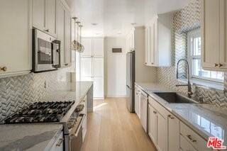 4051 Beverly Glen Blvd - Photo 6 of 8