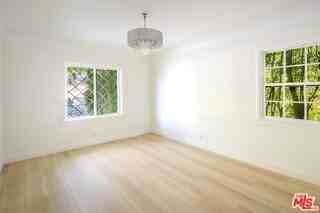 4051 Beverly Glen Blvd - Photo 7 of 8