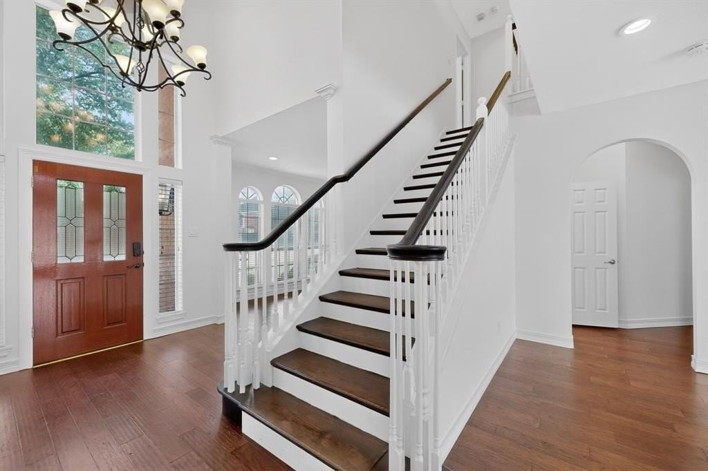 1713 Water Lily Dr - Photo 3 of 40