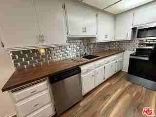 3500 W Manchester Blvd #305 - Photo 6 of 8
