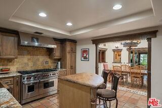 2528 Angelo Dr - Photo 7 of 8
