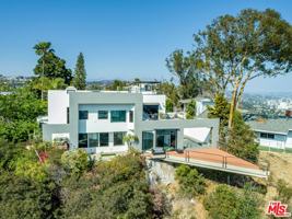featured image of 8424 Grand View Dr