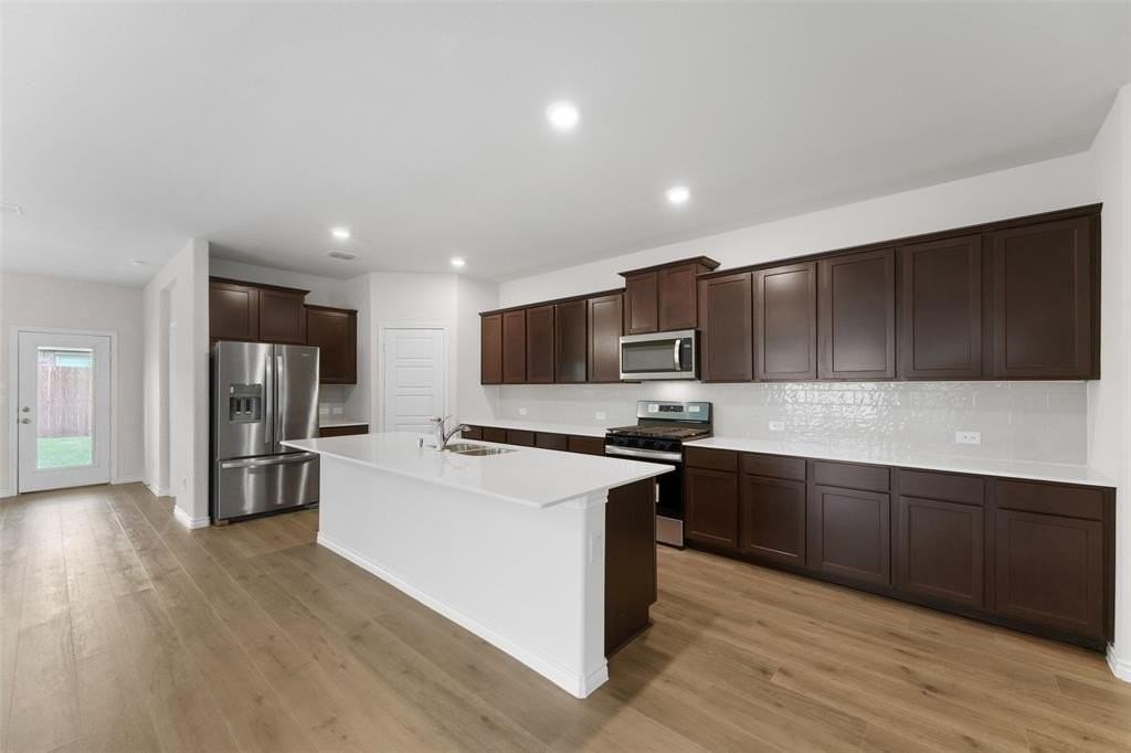 1332 Pierce St - Photo 4 of 19