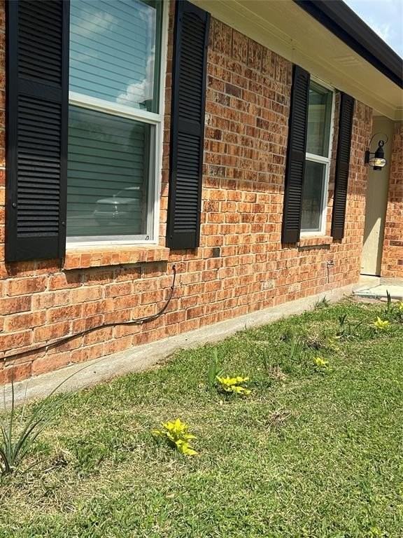 423 Marsha St - Photo 2 of 25