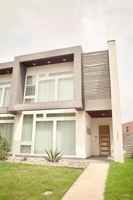 featured image of 207 Adrian Dr