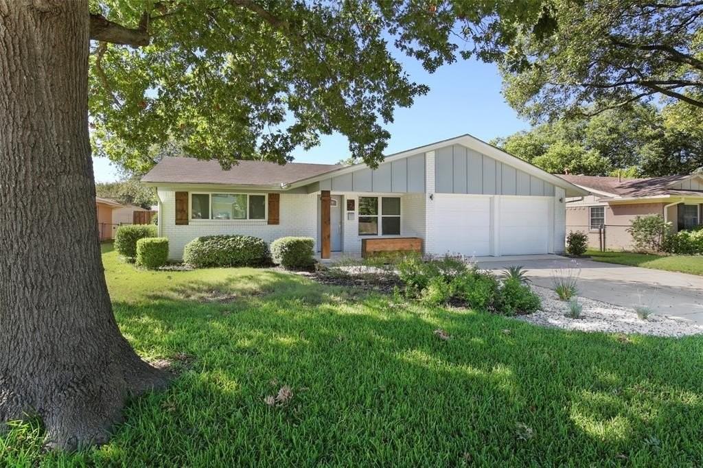 525 Melrose Dr - Photo 3 of 25