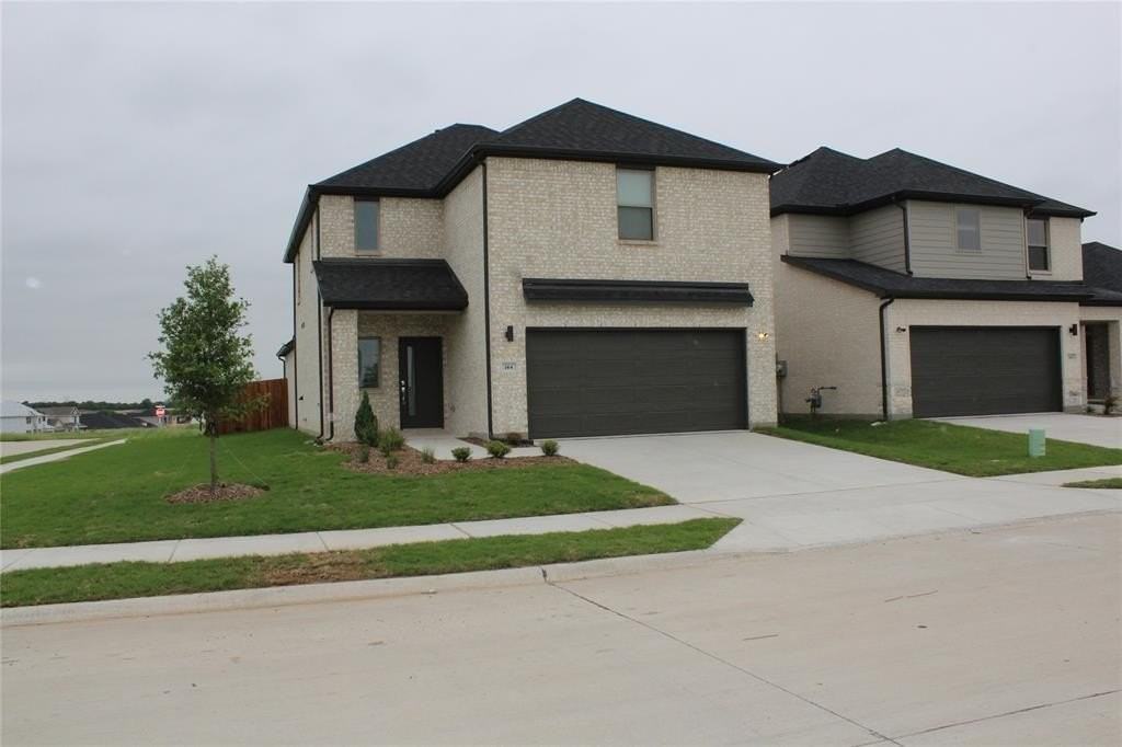 144 Millwood Rd - Photo 2 of 23