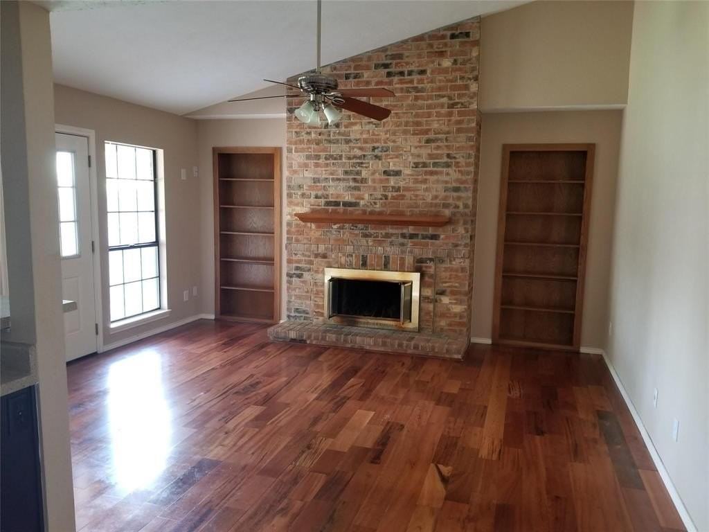 1305 Clearview Dr - Photo 4 of 15