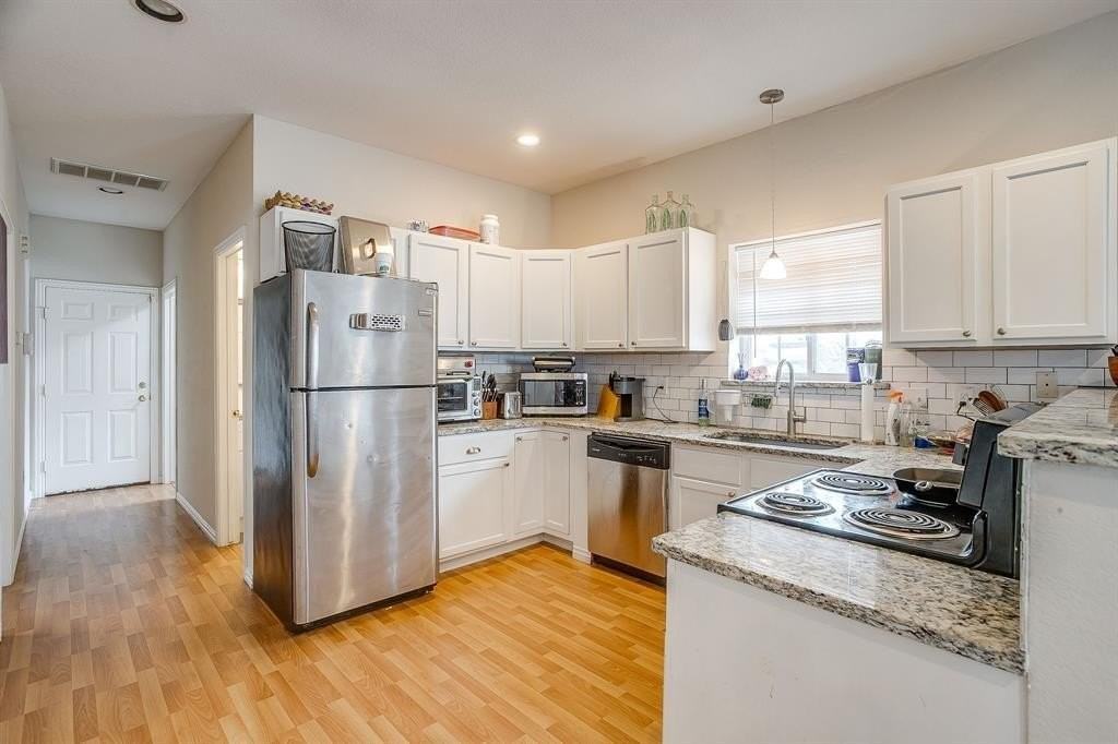 3200 Lubbock Ave - Photo 6 of 20