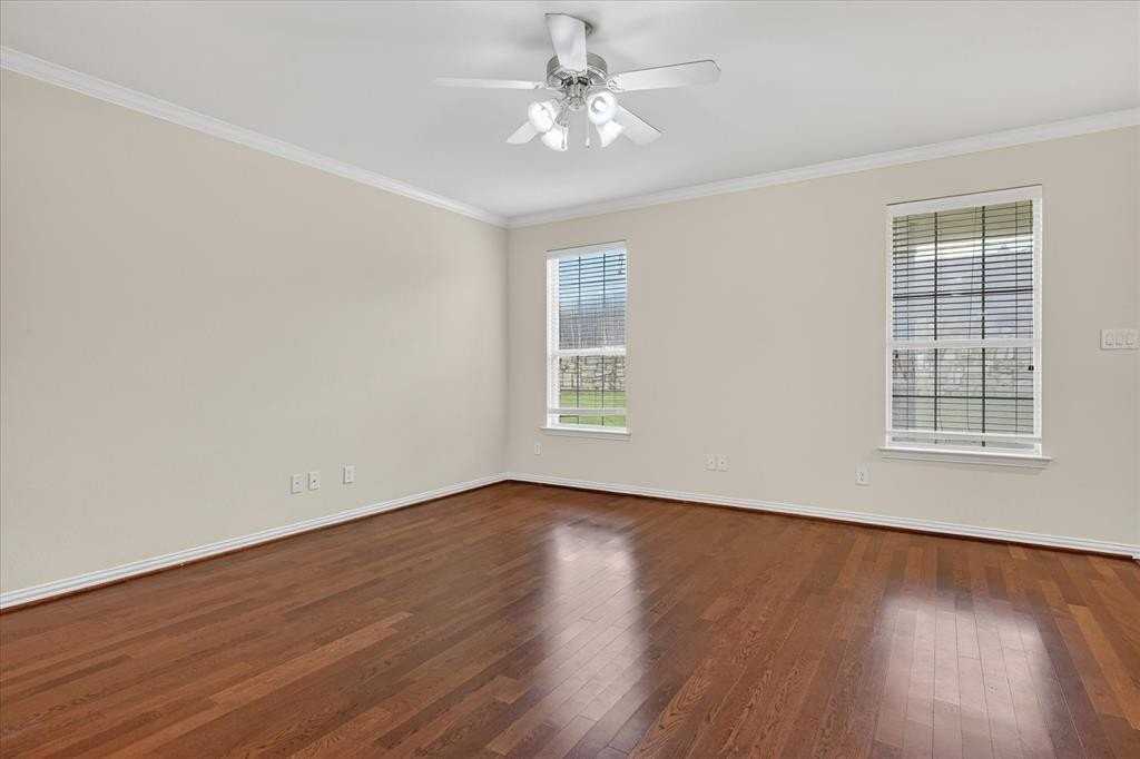 2304 Janna Way - Photo 5 of 23