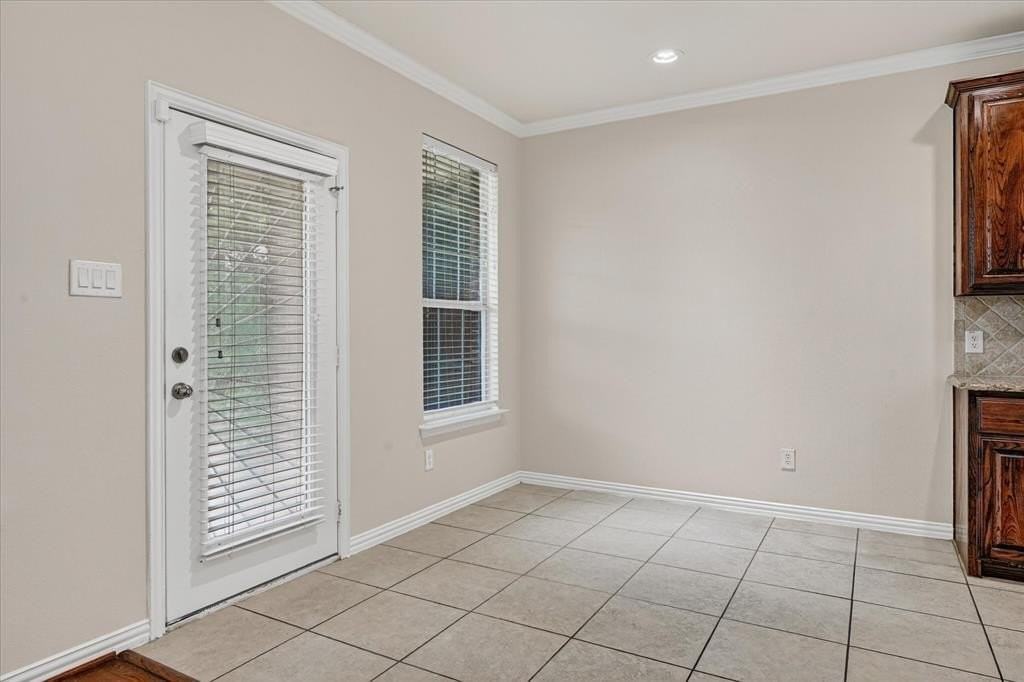 2304 Janna Way - Photo 6 of 23