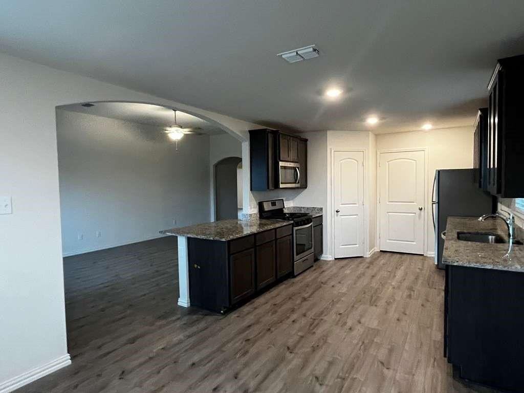 3013 Mccoy Rd - Photo 5 of 7