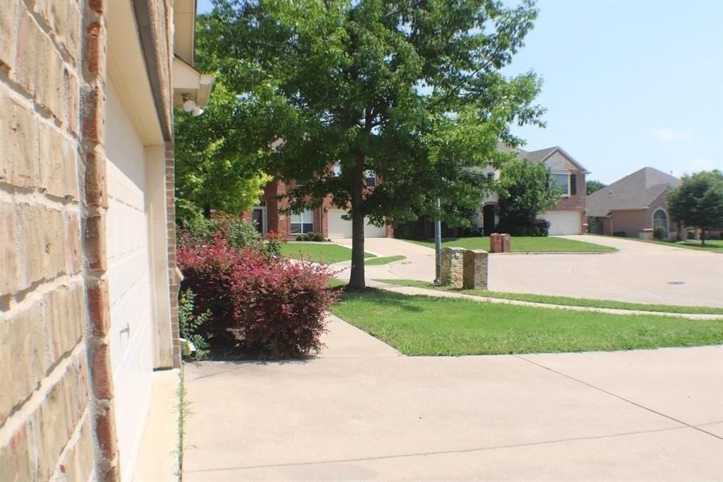 8224 Summerview Ct - Photo 6 of 27