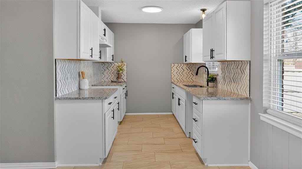 8155 Shafter Dr - Photo 7 of 30