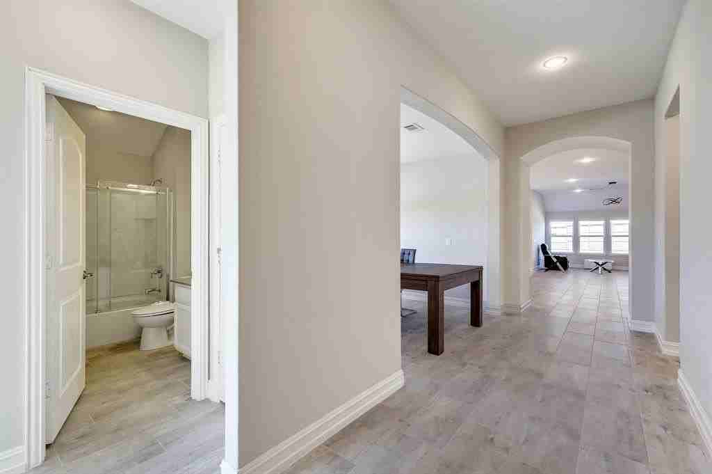 2213 Olivia Ln - Photo 3 of 12