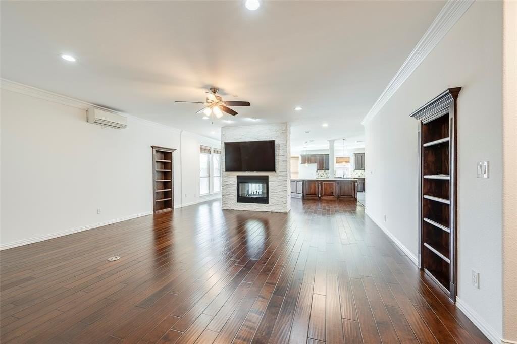 917 Crestview Dr - Photo 5 of 26