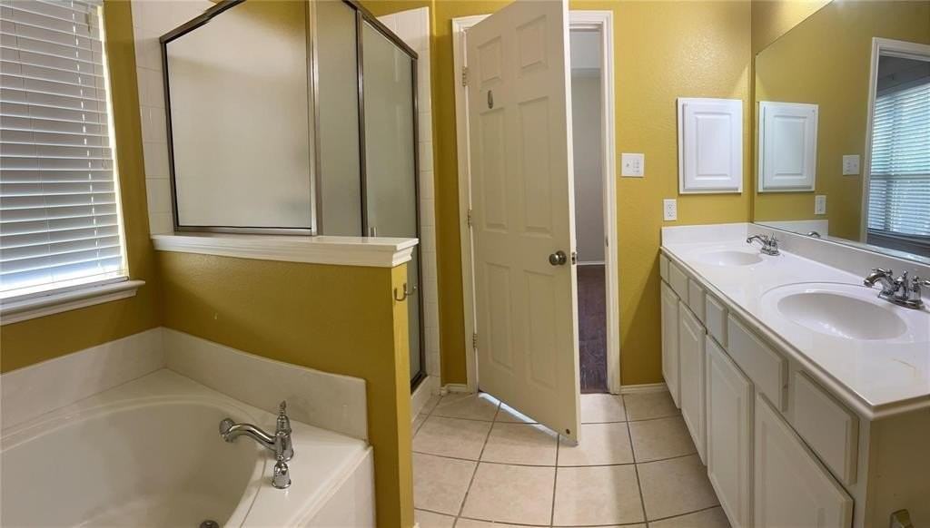 5733 Pebble Ridge Dr - Photo 5 of 12