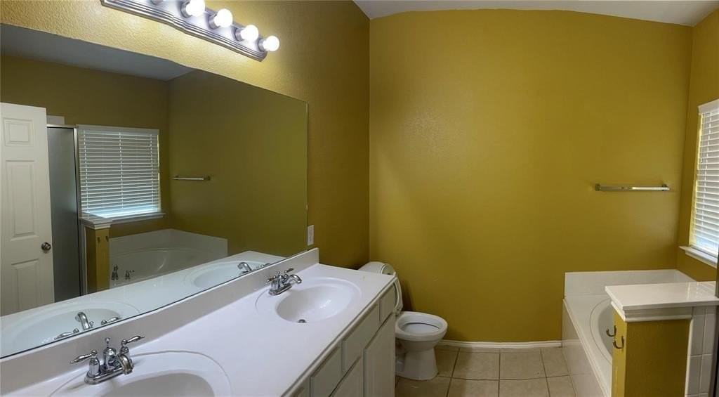 5733 Pebble Ridge Dr - Photo 6 of 12