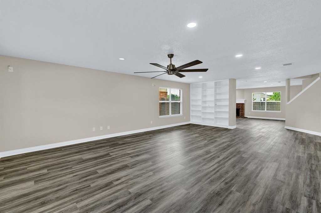 6205 Winnebago Ct - Photo 4 of 40