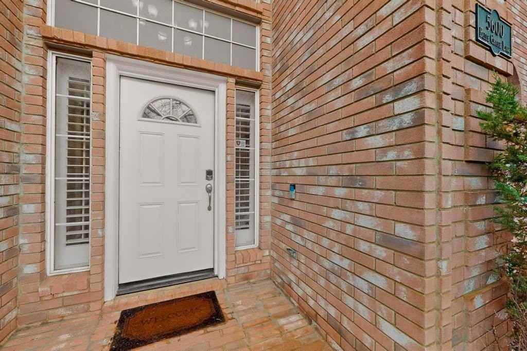 5600 Belle Chasse Ln - Photo 5 of 40