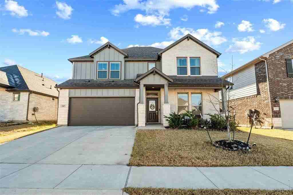 2417 Mankato Dr - Photo 3 of 38