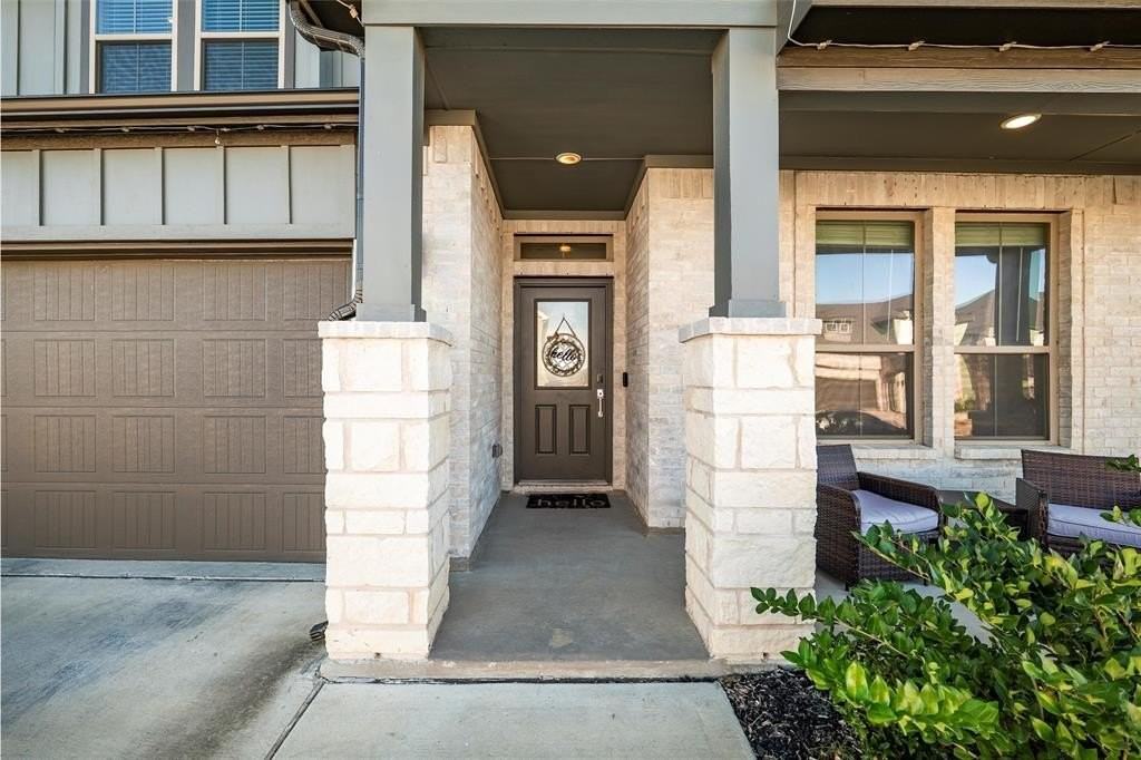 2417 Mankato Dr - Photo 4 of 38