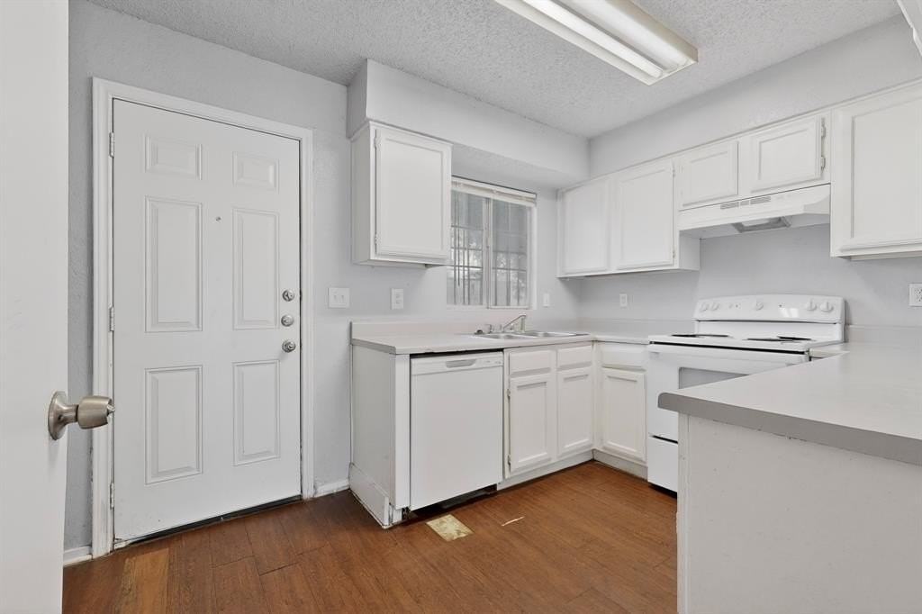 9467 Olde Towne Row - Photo 7 of 26