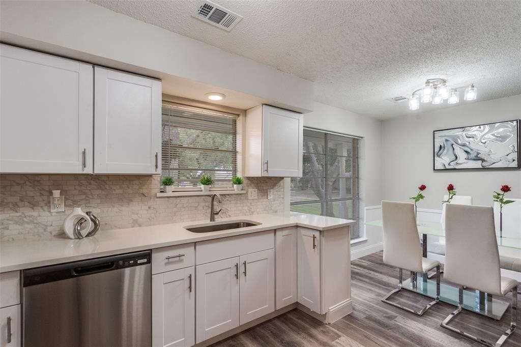 2119 Quail Run - Photo 5 of 38