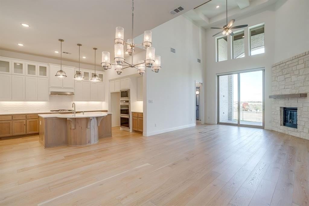 14328 Capridge Rd - Photo 5 of 40