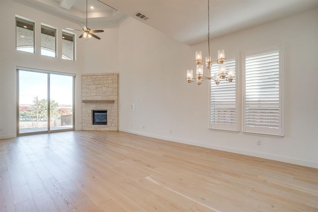 14328 Capridge Rd - Photo 6 of 40