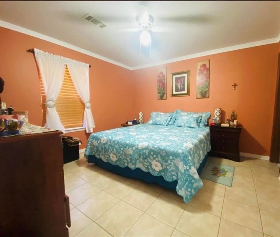 504 Wilson Rd - Photo 3 of 12