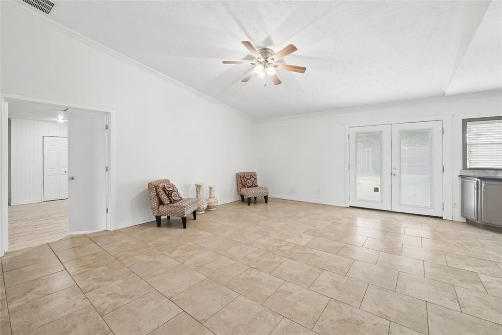 5161 Bartlett Dr - Photo 7 of 27