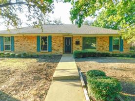 1946 Kensington Dr - Photo 1 of 1