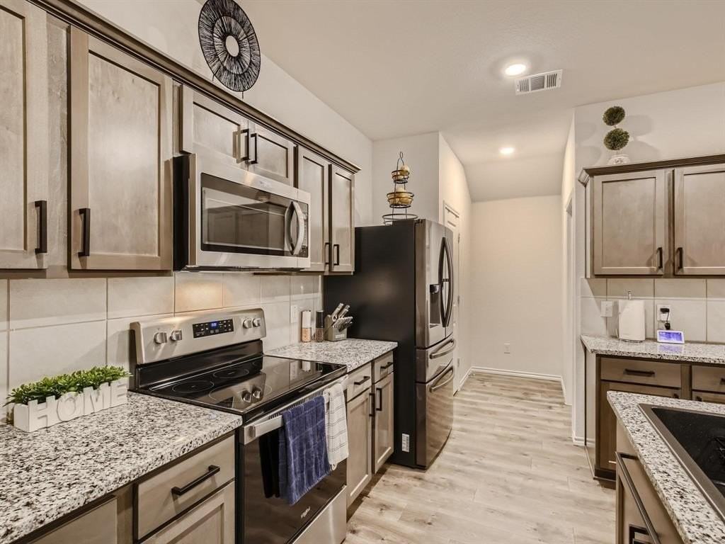 3350 Everly Dr - Photo 6 of 19