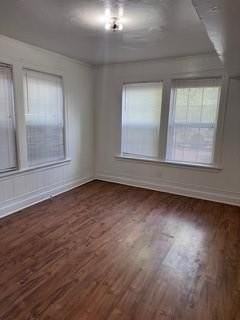 1821 9th St #B - Photo 5 of 14