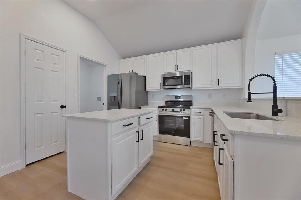 9909 Peregrine Trl - Photo 6 of 31