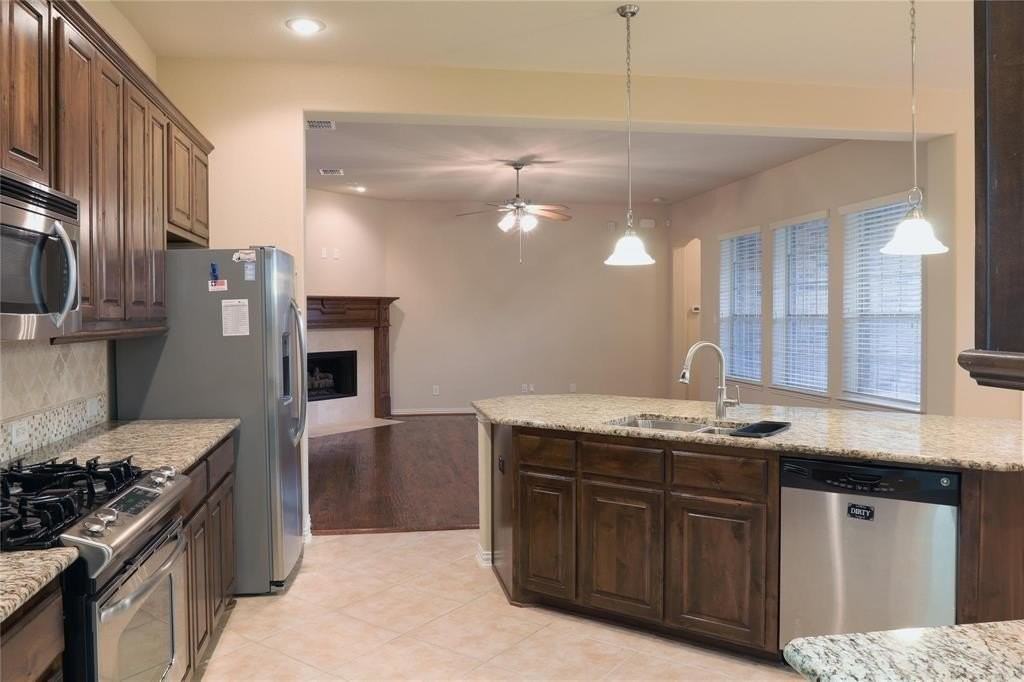 200 Sir Brine Dr - Photo 6 of 23
