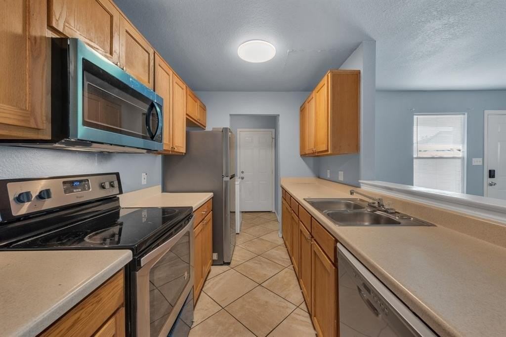 3151 Karen St - Photo 6 of 16