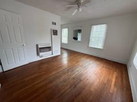 featured image of 618 Santos St #B