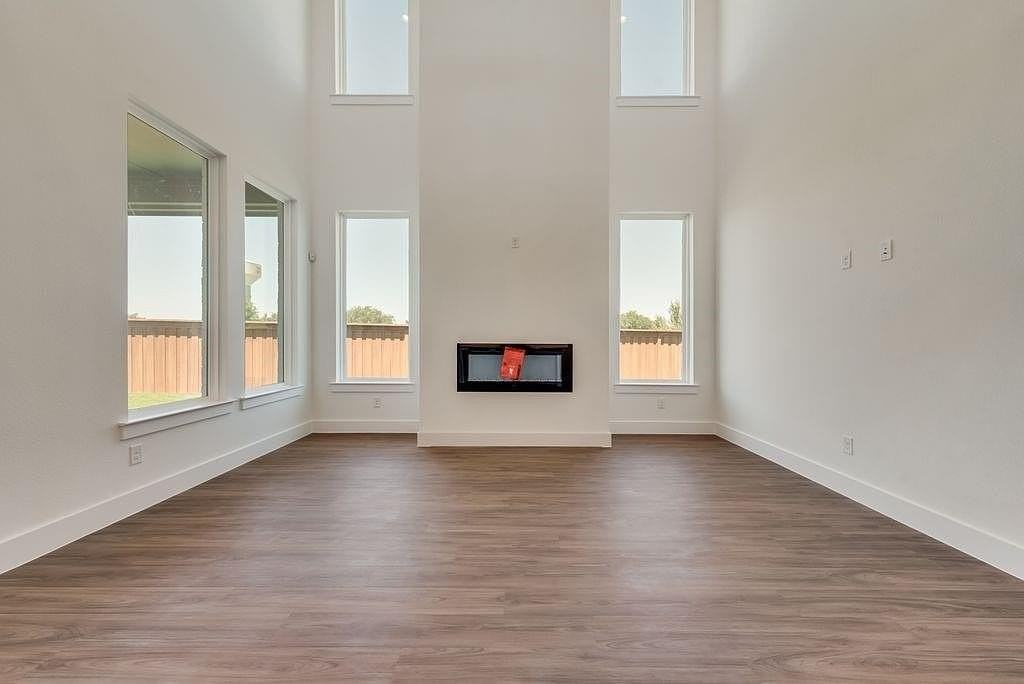 14011 Bohannon Dr - Photo 4 of 33