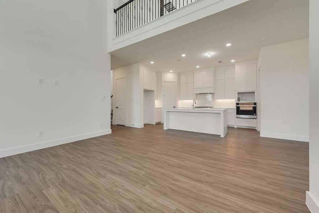 14011 Bohannon Dr - Photo 5 of 33