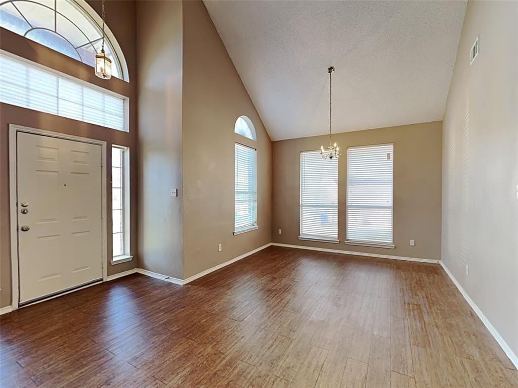 110 Meadow Ct - Photo 2 of 16