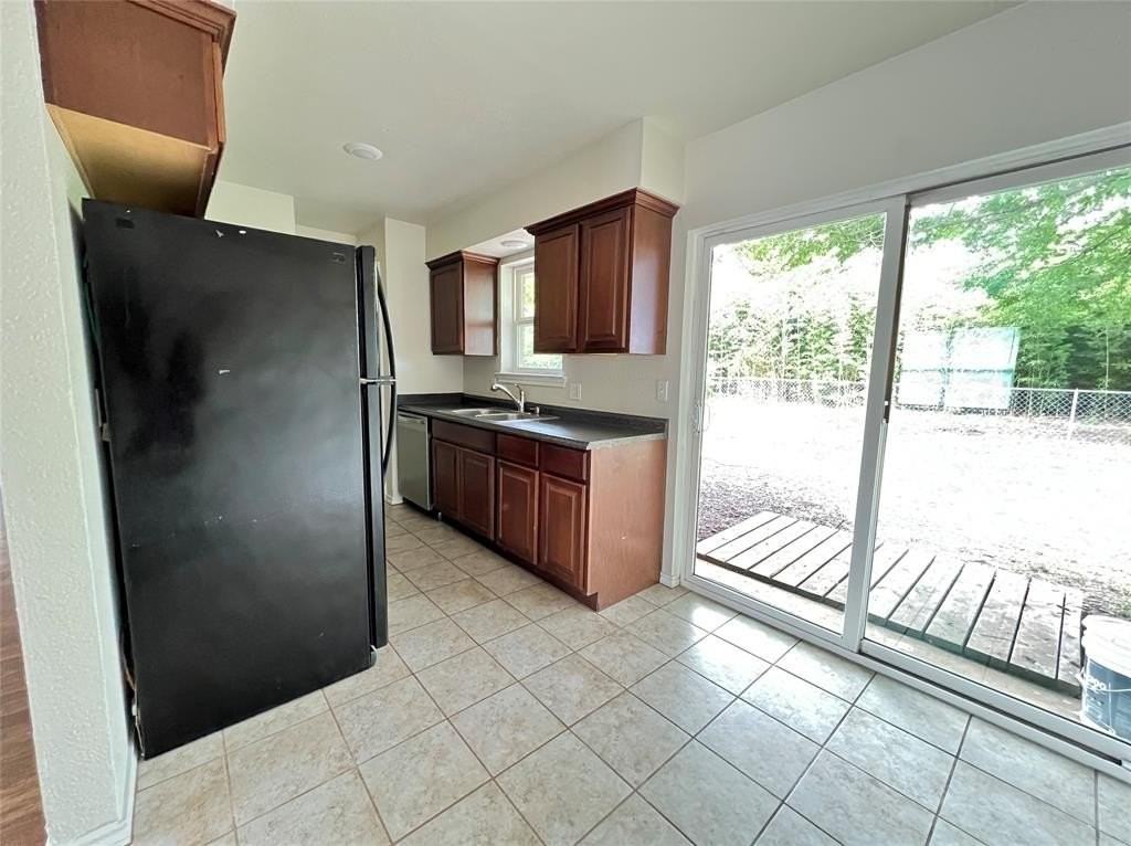 114 Southmanor Ct - Photo 4 of 15